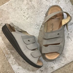 Finn Comfort Sylt Rock Nubuck Soft Foot Bed Sandals